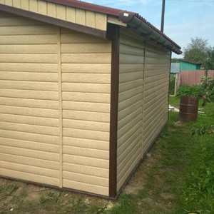 Отделка фасада панелями Блок Хаус (Blockhouse) Тимберблок Ясень золотистый