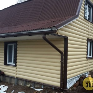 Отделка фасада панелями Альта-Профиль BH-3 золотистый